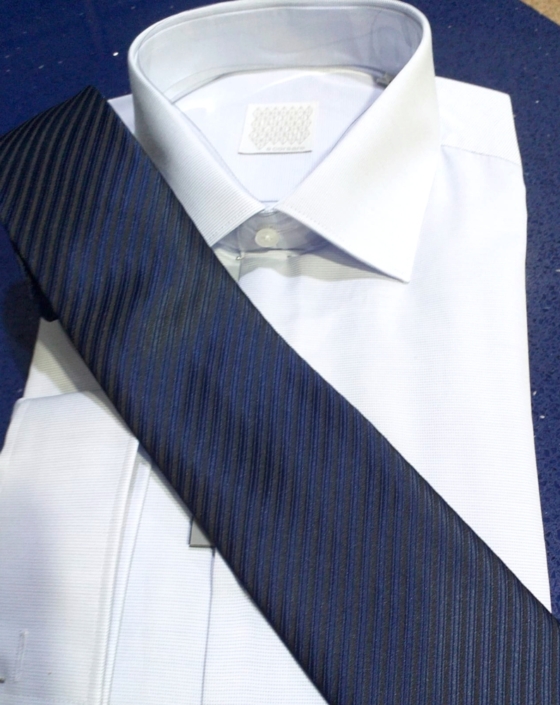 corbata rayas azul y negra jose zaragoza moda hombre